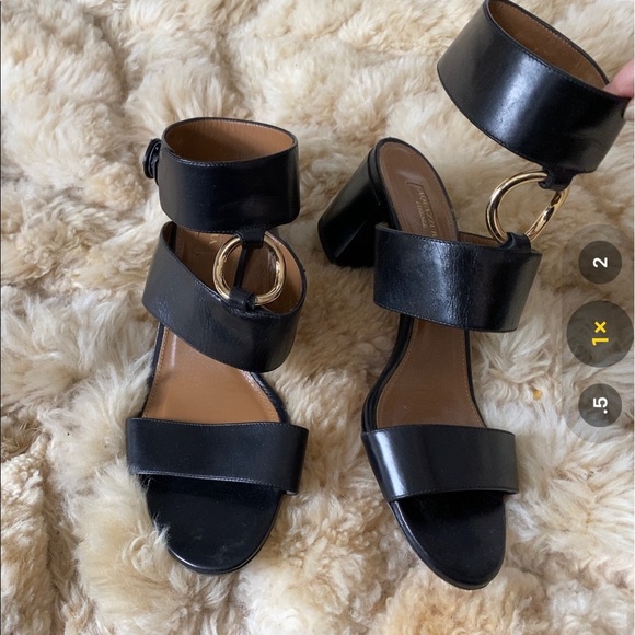 Aquazzura Italian black leather sandals 2.5” heel gold O-ring chic 10 / 10.5 - Picture 2 of 4